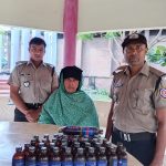 কুষ্টিয়া ভেড়ামারায় মাদকবিরোধী অভিযানে ৫০ বোতল কোডিন মিশ্রিত ফেনসিডিল সহ নারী মাদক ব্যবসায়ী গ্রেফতার